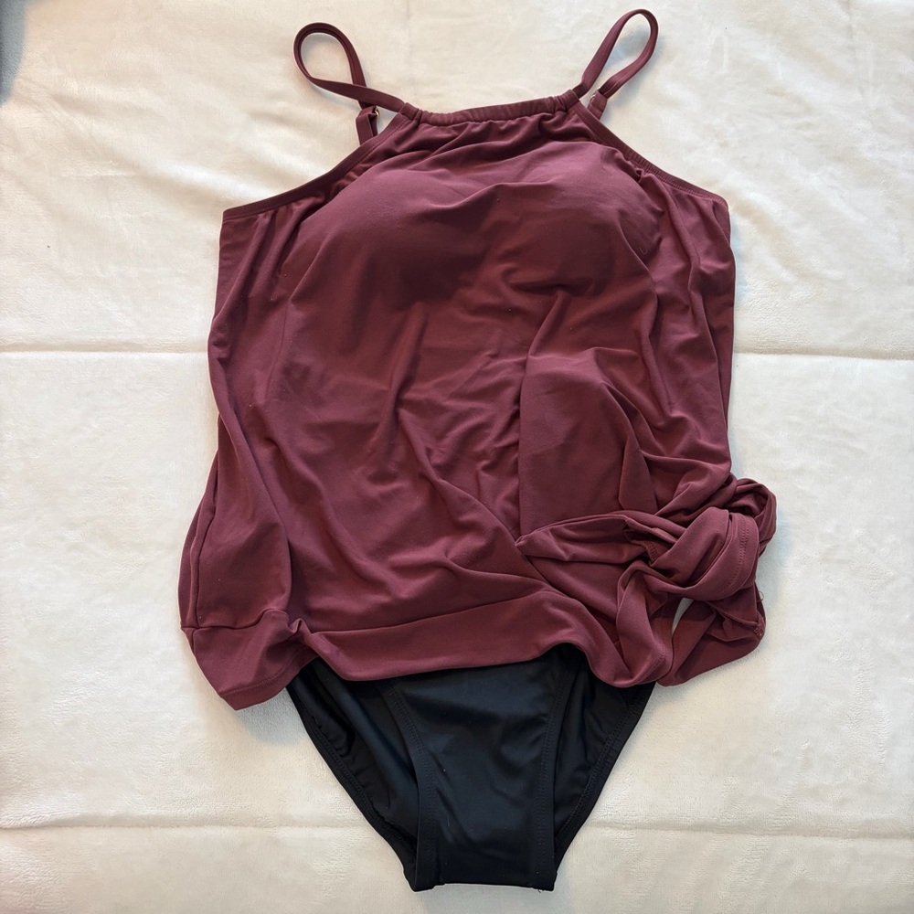 Trimshaper Burgundy Tankini Top Side Tie with Black High Waist Bottoms NEW